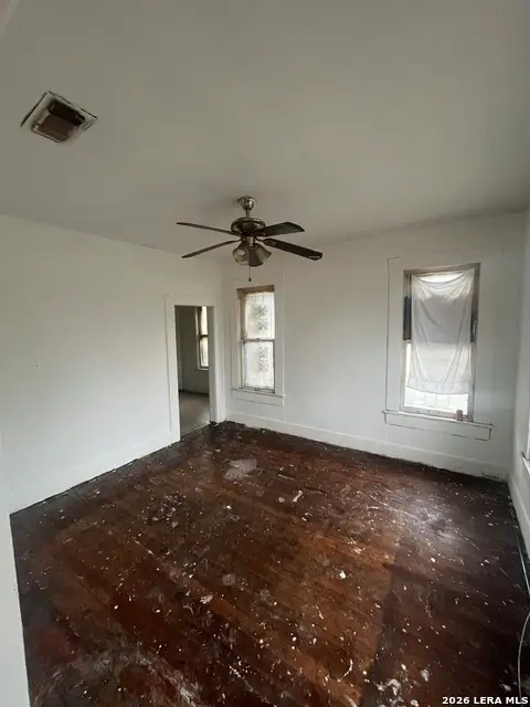 1015 Rogers, San Antonio, TX 78202 - Image #3