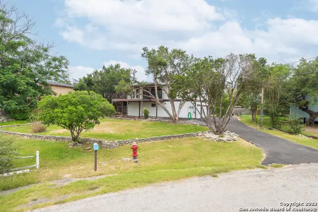 322 Riviera, Canyon Lake, TX 78133 - Image #3