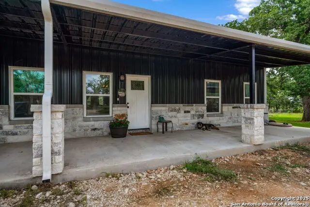 332 County Road 423, Stockdale, TX 78160 - Image #2