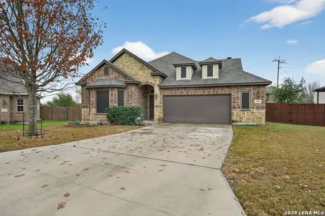 2230 Sun Stone Pl, New Braunfels, TX 78130 - Image #2