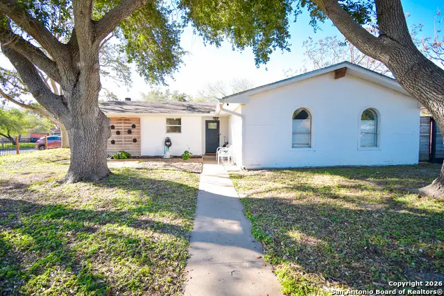 401 Antares, Corpus Christi, TX 78418 - Image #2