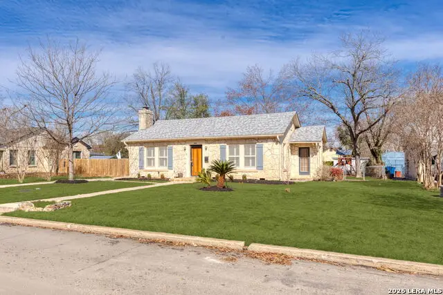 241 W Hermine Blvd, San Antonio, TX 78212 - Image #2