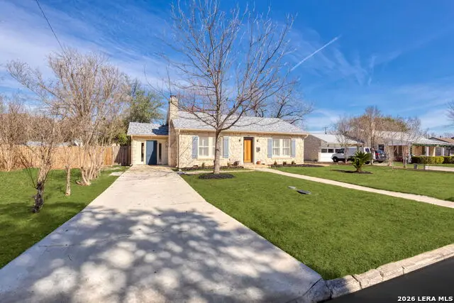 241 W Hermine Blvd, San Antonio, TX 78212 - Image #3