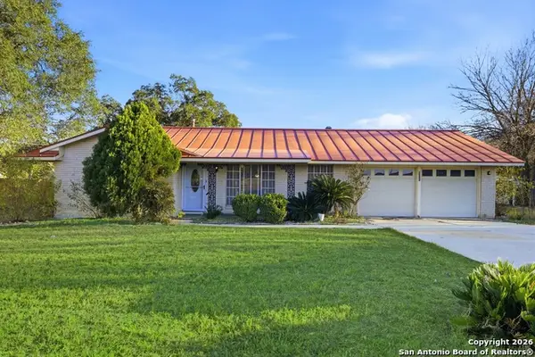 9366 Schaefer Rd, Converse, TX 78109