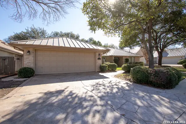 8 Granburg Pl, San Antonio, TX 78218 - Image #2