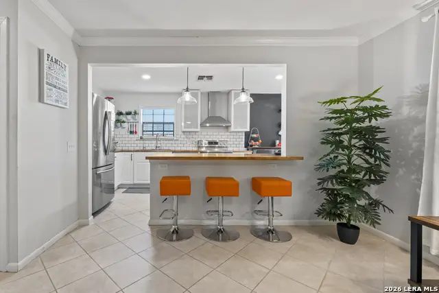 165 W Rampart Dr #701, San Antonio, TX 78216 - #2