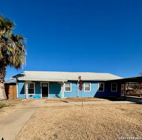 211 E Maverick, Crystal City, TX 78839