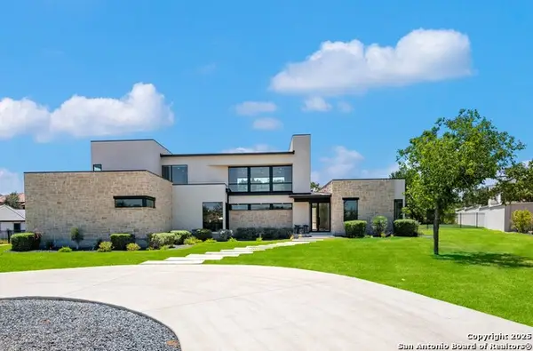 211 Wellesley Hill, Shavano Park, TX 78231