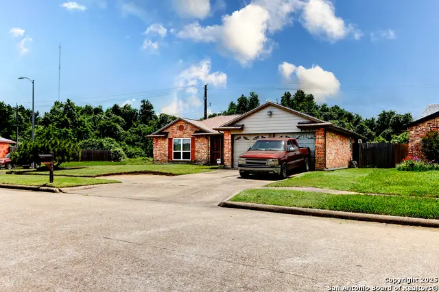 8403 S Meadow Bird Circle, Missouri City, TX 77489 - Image #2