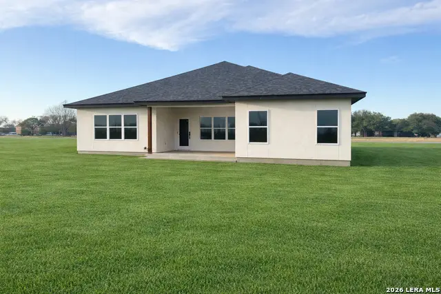 705 34th Street, Hondo, TX 78861 - #3