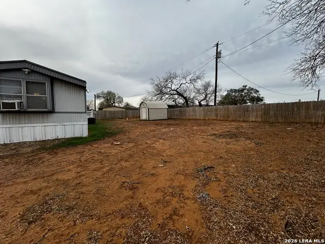 1207 Orange St, Jourdanton, TX 78026 - Image #3