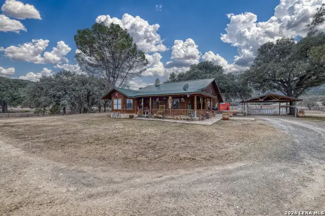 969 Walter White Ranch Rd, Leakey, TX 78873 - #2