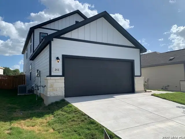 252 Kinsley, New Braunfels, TX 78130 - Image #2