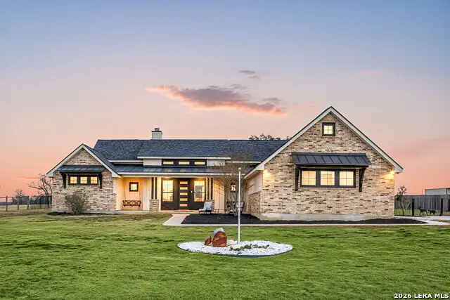 121 Western Way, Adkins, TX 78101 - Image #1