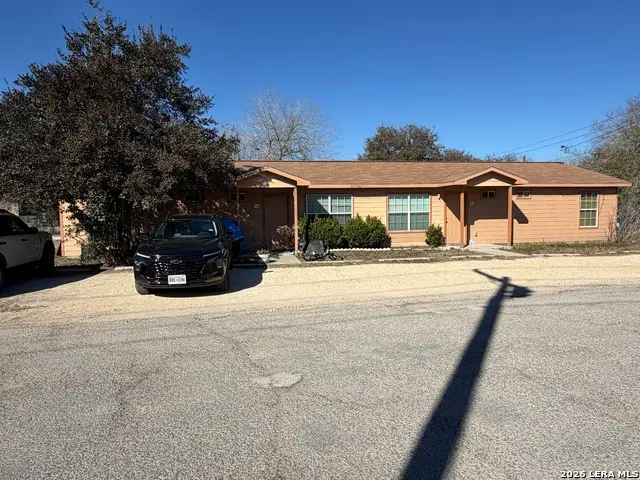 310 S Hermann Ave, Three Rivers, TX 78071 - #2