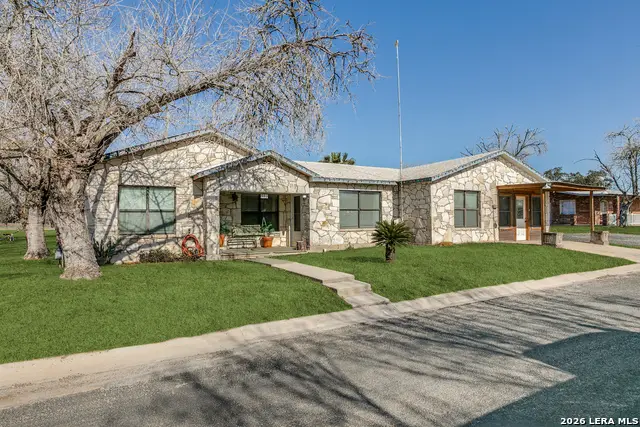 501 Green St., Poth, TX 78147 - #1