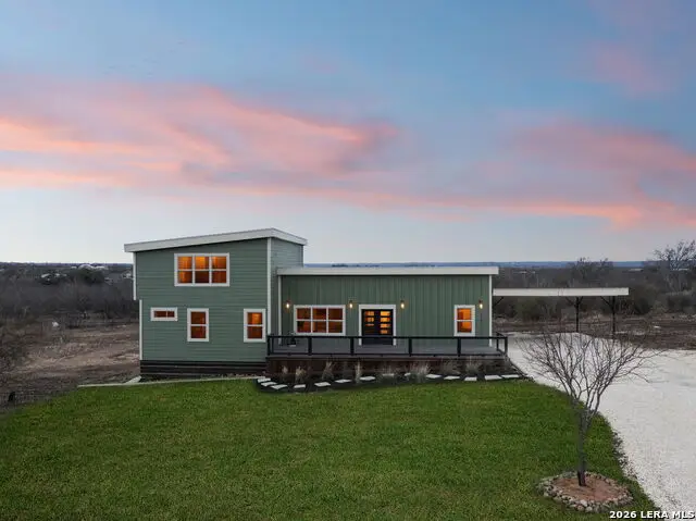 300 County Road 5781, Castroville, TX 78009 - Image #1