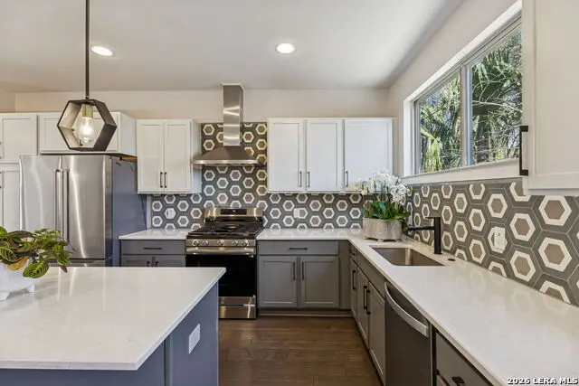 130 Rose Ln #102, San Antonio, TX 78212 - Image #2