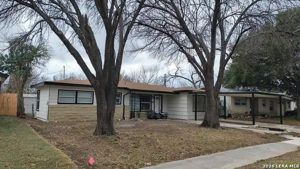 222 Hillwood, San Antonio, TX 78213