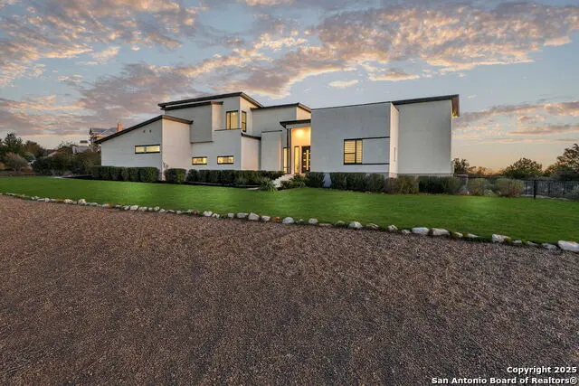 1347 Bordeaux, New Braunfels, TX 78132 - #1