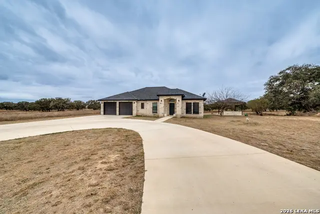 248 Mustang, Natalia, TX 78059 - #2