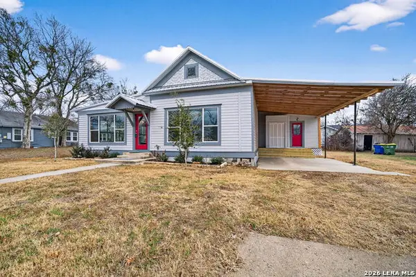 1612 Saint Peter, Gonzales, TX 78629