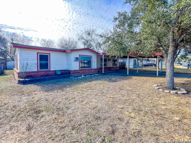 1512 E Bowie, Beeville, TX 78102 - #1