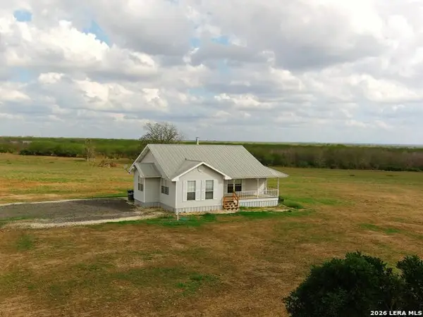 501 S Parker, Nixon, TX 78140