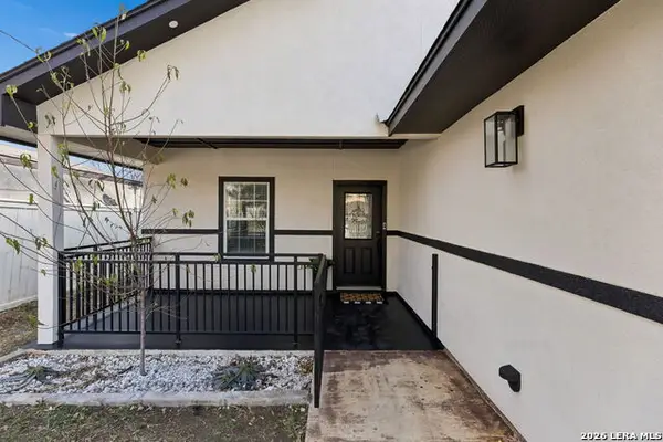 340 Azucena, San Antonio, TX 78237