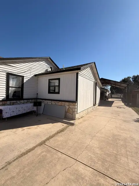 834 W Baetz, San Antonio, TX 78221 - #3