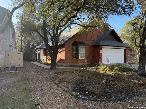 2410 Pendant Oak, San Antonio, TX 78232