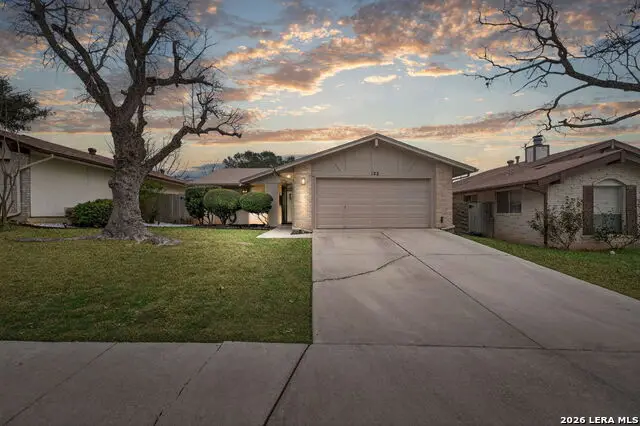 122 Bolerio Dr, Universal City, TX 78148 - #1