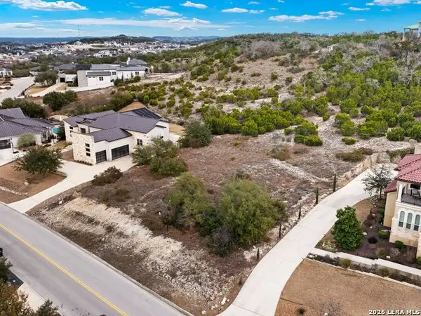 23210 Edens Canyon, San Antonio, TX 78255