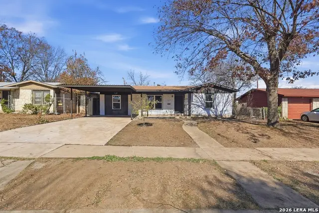 121 Eland, San Antonio, TX 78213 - Image #2