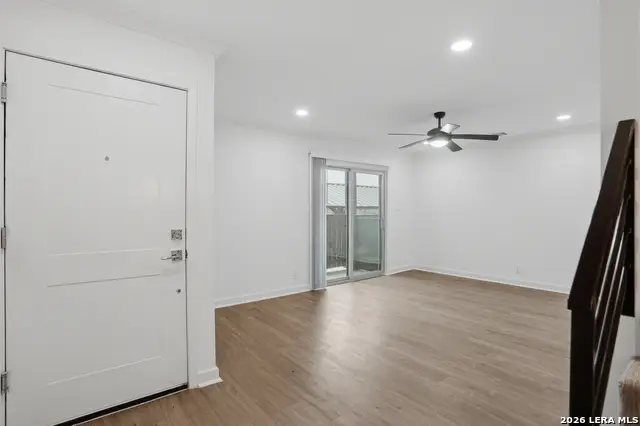 2718 Old Field Dr #803, San Antonio, TX 78247 - Image #3