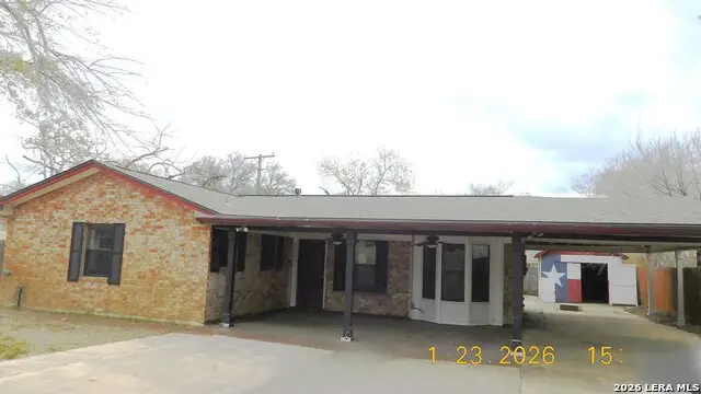 1217 Vivian, Pleasanton, TX 78064 - #2