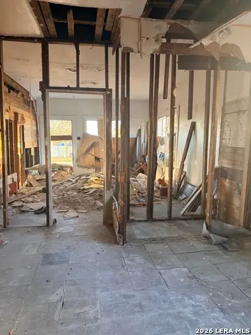 126 Stratford, San Antonio, TX 78223