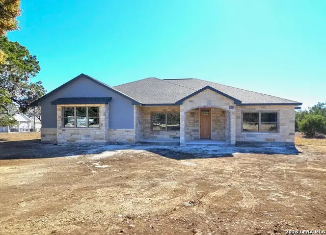 490 North Star, Bandera, TX 78003 - Image #1