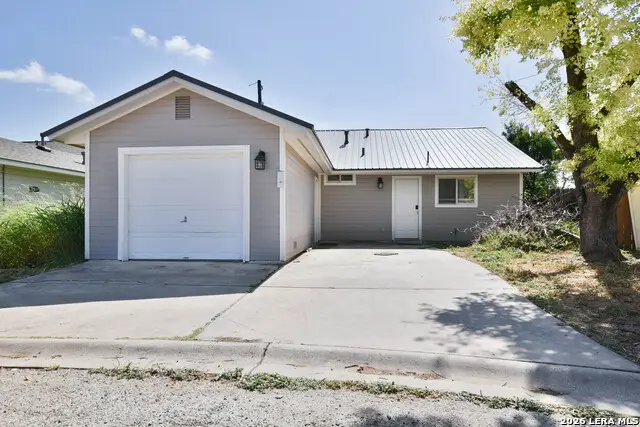 411 S Gevers, San Antonio, TX 78203 - Image #2