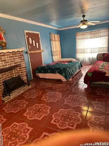 3903 Houston, San Antonio, TX 78207 - Image #3