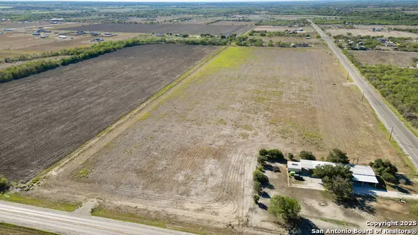 LOT 2 Fm 471, Natalia, TX 78059