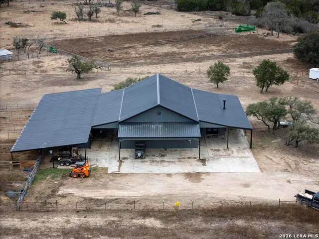 365 Bluff Creek, Center Point, TX 78010 - #3