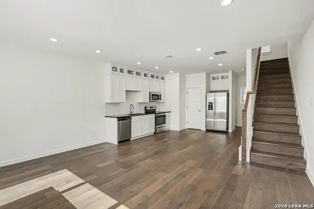 310 W Evergreen St #115 #115, San Antonio, TX 78212 - Image #3