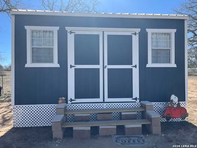 3086 County Road 442, Stockdale, TX 78160 - #1