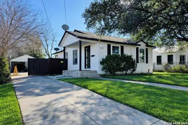 222 W Burcham Ave, San Antonio, TX 78221 - Image #2