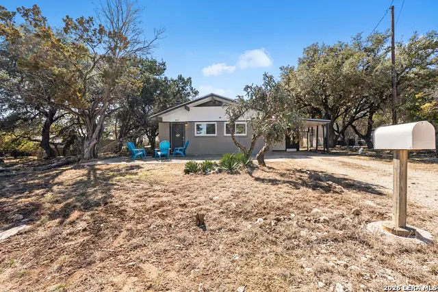 553 Matt Dillon Dr, Bandera, TX 78003 - Image #2