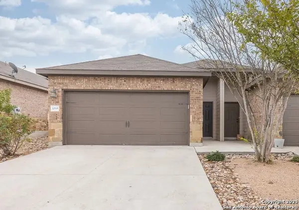 1042 Carolyn, New Braunfels, TX 78130
