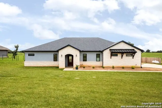 120 Western Way, Adkins, TX 78101 - Image #2