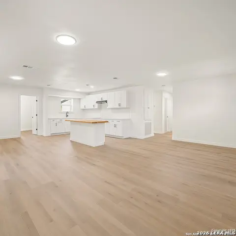 1223 W Mally, San Antonio, TX 78224 - Image #3