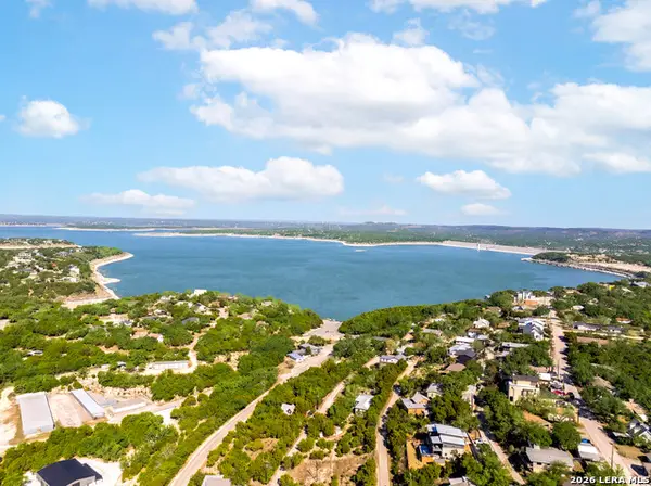 651 Rock Castle, Canyon Lake, TX 78133